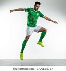 [中超]古尔芬克尔下底传中 费利佩强硬对抗推射得手